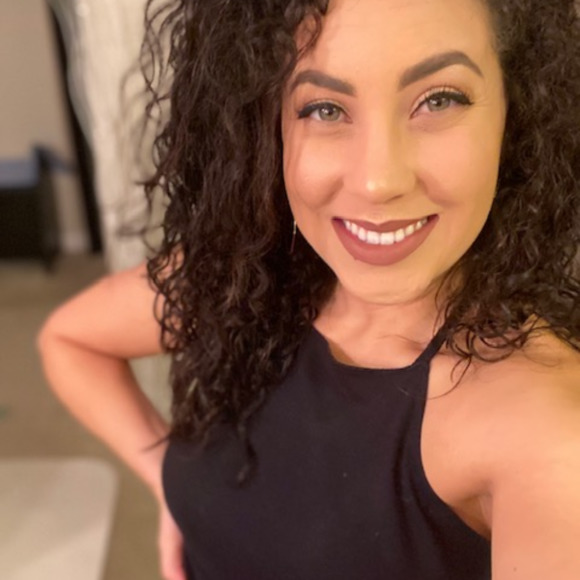 queenhbee24
